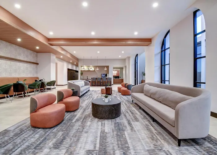 Ave Terra - Short Furnished * Phoenix
